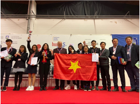  Học sinh Việt Nam giành huy chương vàng cuộc thi phát minh sáng chế quốc tế INOVA
